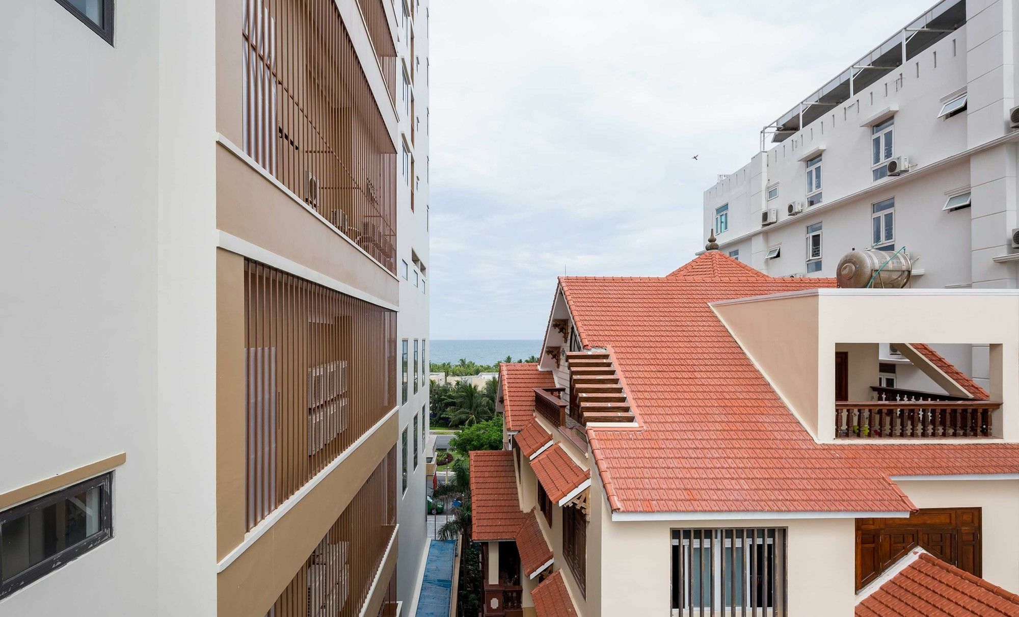Zoneland Apartments - LaHome Beach Villa Đà Nẵng Exterior foto